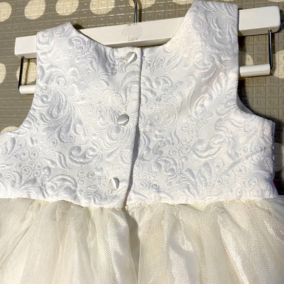 Gorgeous Lilt baby formal dress - Picture 5 of 6